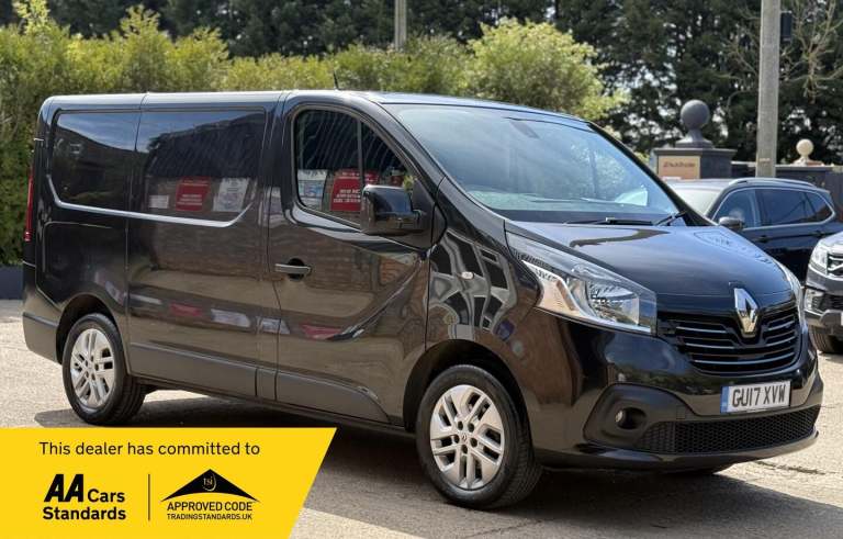 2017 Renault Trafic 1.6 dCi 27 Sport Nav SWB Standard Roof Euro 6 5dr Diesel