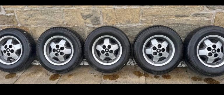 Jaguar tyres 