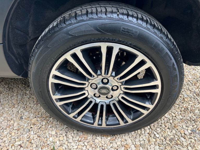 4 Landrover Evoque 19” alloy wheels and tyres freelander/F pace 5x108 