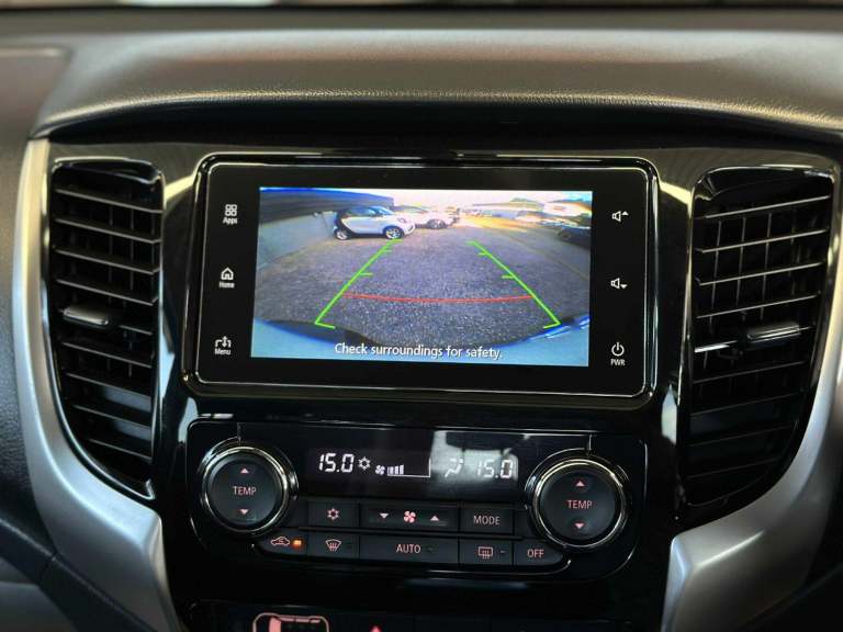 MITSUBISHI L200 2.4 DI-D DC Challenger White Auto Diesel 2020+NO VAT+1 OWNER!