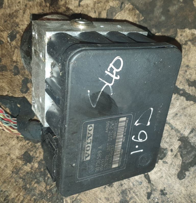 Volvo S40 ABS Pump 30736589 A 2006