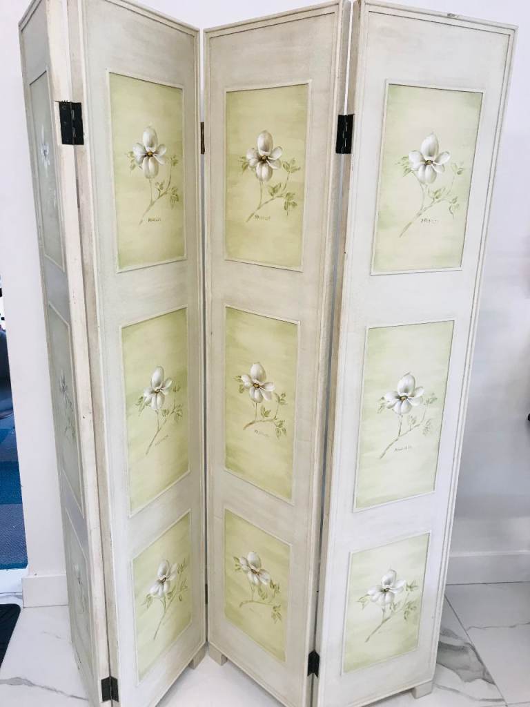 WOOD PAINTED FLORAL DESIGN SHABBY CHIC WOOD 4 PANEL SCREEN
