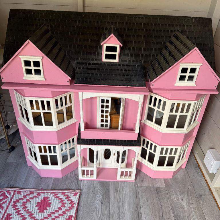 Large dolls house - wooden