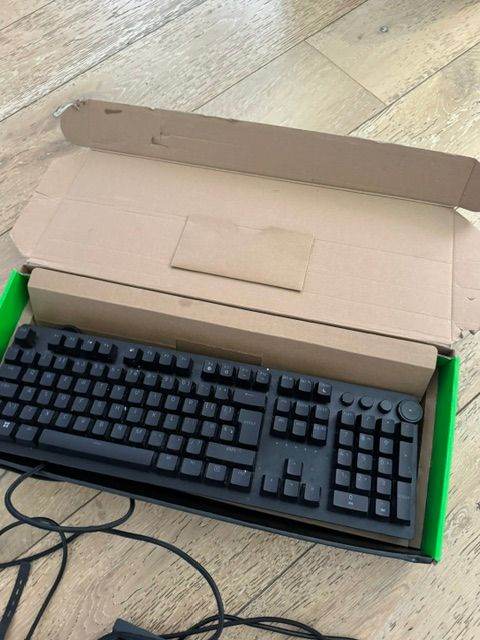 For Sale Razer Huntsman black keyboard