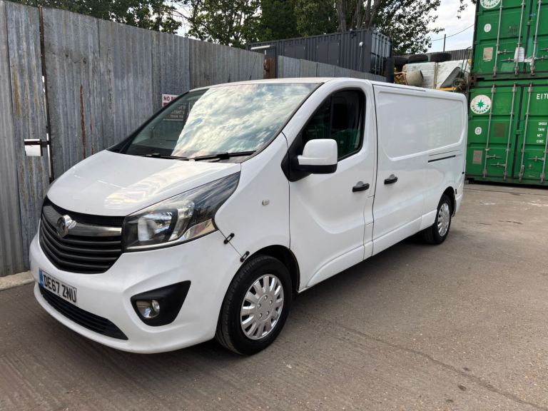Vauxhall, VIVARO, Panel Van, 2017, Manual, 1598 (cc)