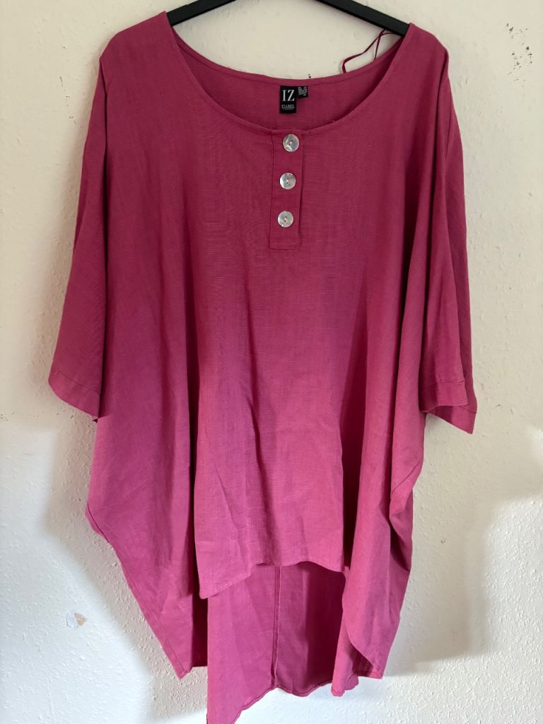 Izabel Size 14 Raspberry Top