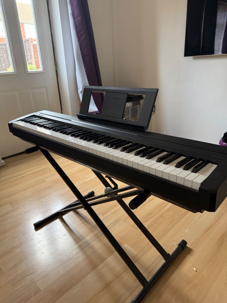 Yamaha P-45 88-Key Weighted Digital Piano – Excellent Condition
