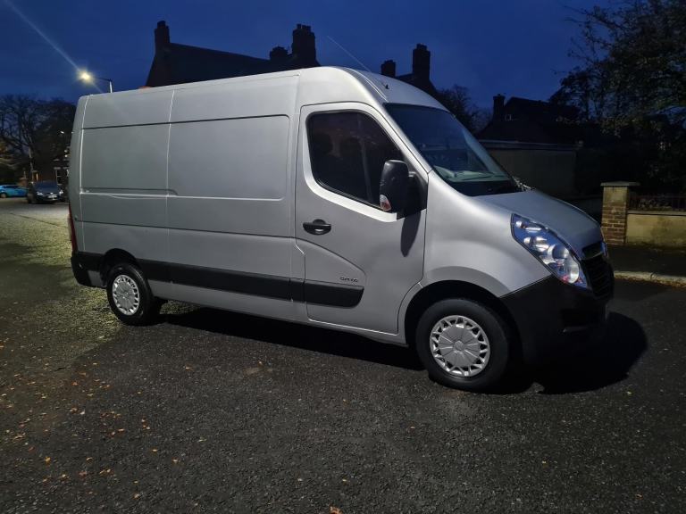 Outstanding Van September 2013 Vauxhall Movano F3500 L2 H2 2.3 Diesel Medium Wheel Base Medium Roof 