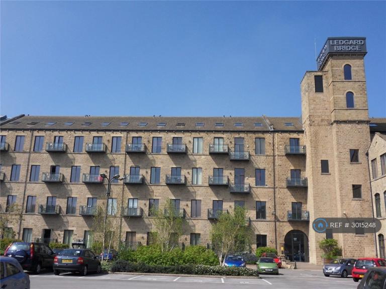 1 bedroom flat in Ledgard Wharf, Mirfield, WF14 (1 bed) (#3015248)