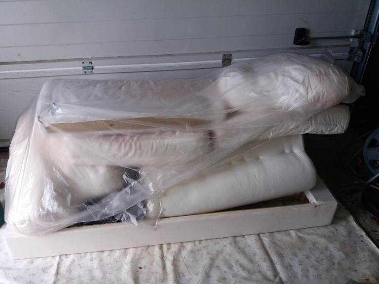Free Ikea Ektorp sofa