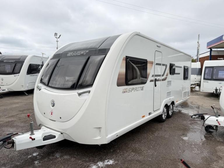 2021 SWIFT Sprite Quattro fb 