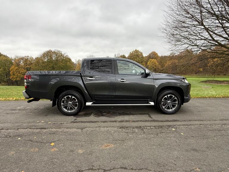 2020 Mitsubishi L200 Double Cab DI-D 150 Barbarian X 4WD Auto PICK UP Diesel Automatic