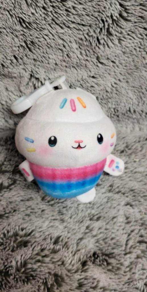 Gabby's Dollhouse Cakey Cat Plush Bag Clip