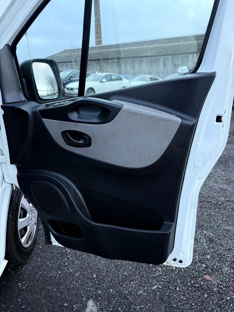 2019 Renault Trafic SL27 dCi 120 Business Van, Euro 6 , No VAT PANEL VAN Diesel Manual