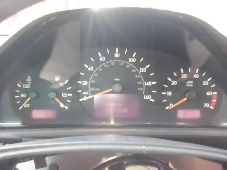  MERCEDES CLK W208 PETROL SPEEDOMETER INSTRUMENT CLUSTER A2085405811