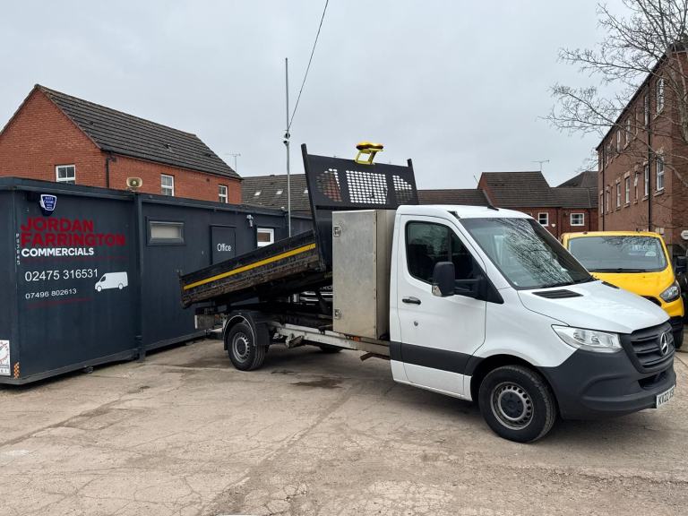 2022 MERCEDES SPRINTER 315 RWD LWB SINGLE CAB TIPPER WITH TOOL STORAGE EURO 6