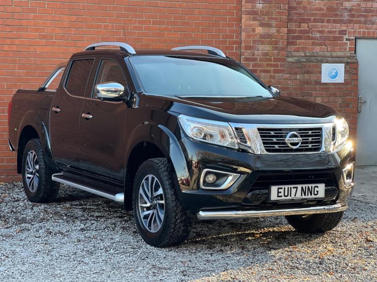 2017 Nissan Navara 2.3 dCi Tekna 4WD Euro 6 (s/s) 4dr PICK UP Diesel Manual