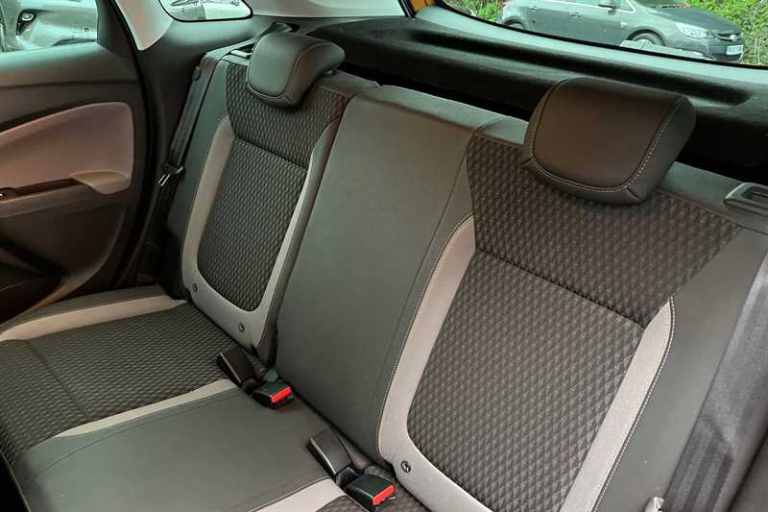 2019 Vauxhall Crossland X 1.2T ecoTec [110] Tech Line Nav 5dr [6 Spd] [S/S] HATCHBACK PETROL Manual