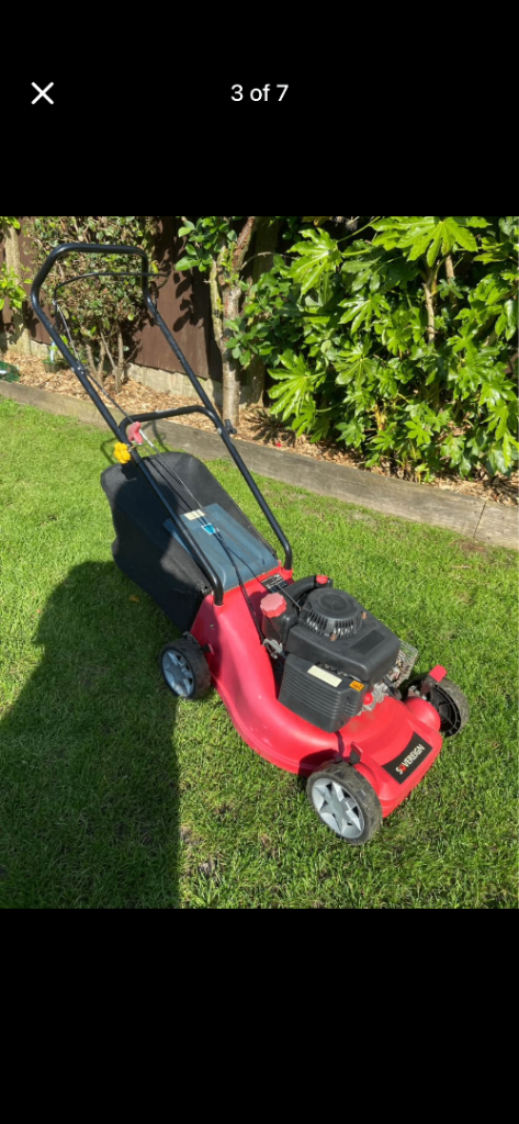 Sovereign push petrol lawnmower. 