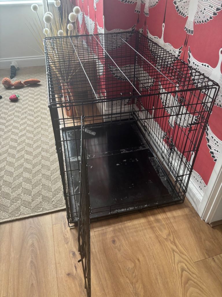 Dog crate 