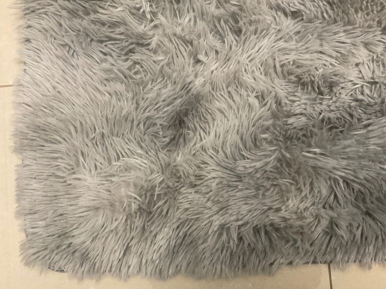 Brand new Fluffy soft area Large Shaggy Rugs Non Slip Rug Carpet size 160x120cm grey