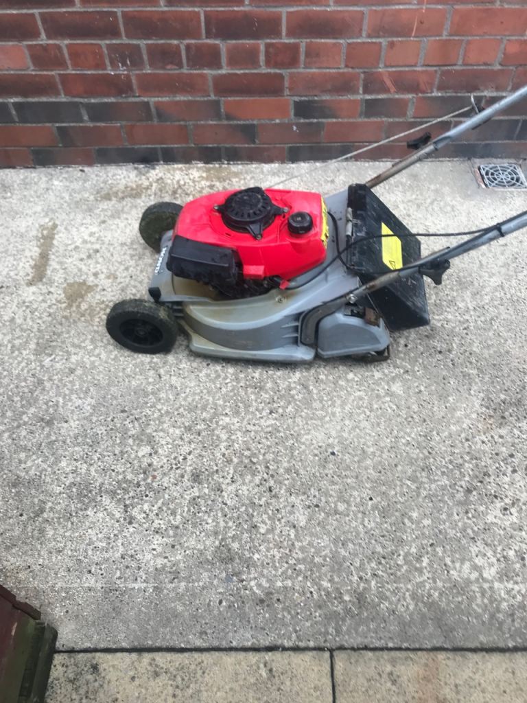 HONDA Petrol Lawnmower – Solid Runner for Your Garden | in Hull, East ...