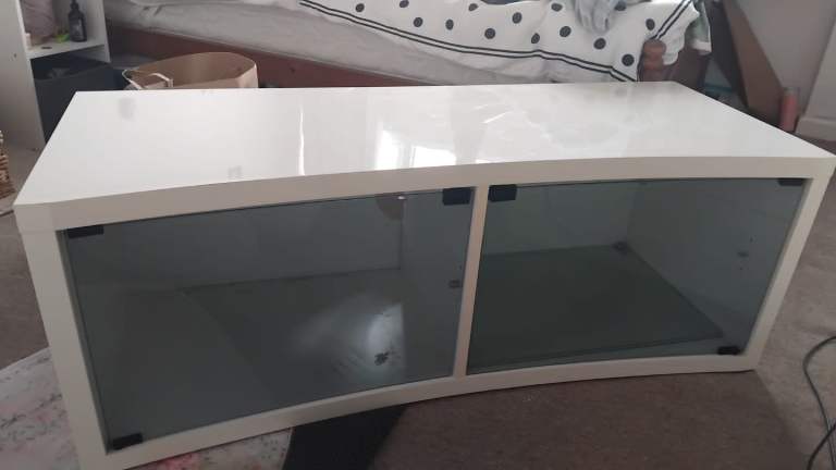 Tv unit