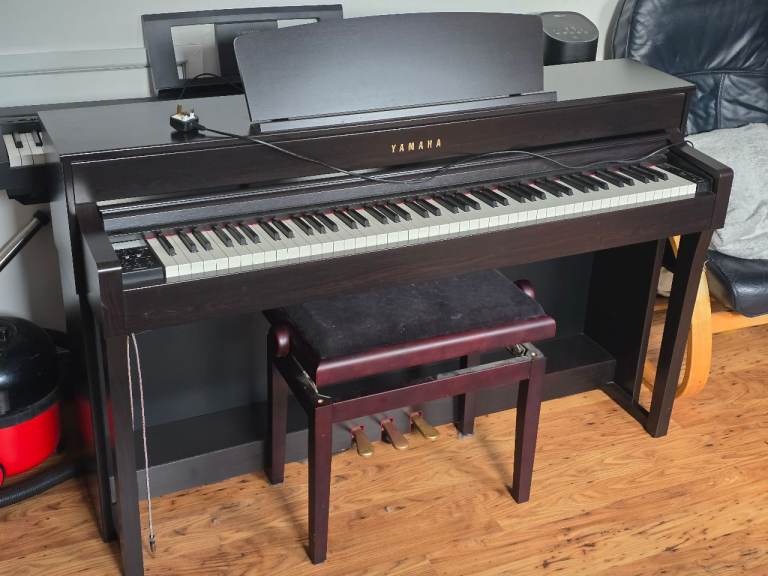 yamaha clavinova clp-645 digital piano with stool - dark rosewood