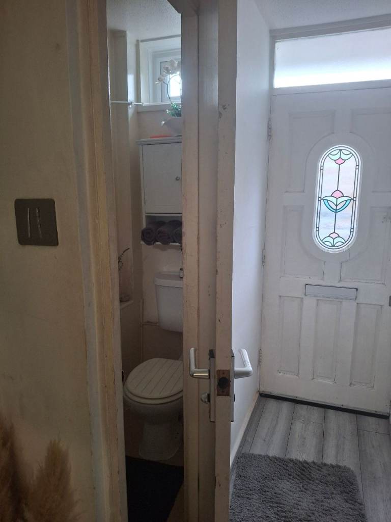 3 bedroom swap gor a 2 bedroom 