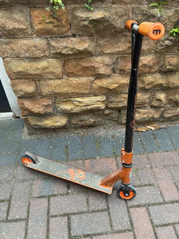 Mongoose Stance Scooter Orange/Black