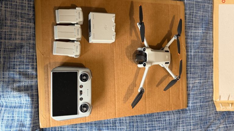DJI Mini 3 Pro Drone with Controller and 3 Batteries #gallus