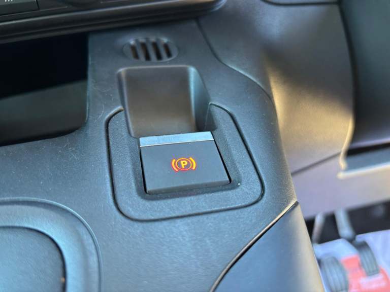 PEUGEOT RIFTER WHEELCHAIR ACCESSIBLE VEHICLE WAV WITH HOIST PASSENGER UP FRONT