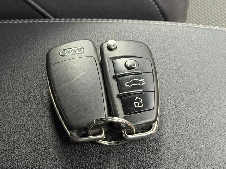 2019 Audi Q3 1.5 TFSI CoD 35 S line Euro 6 (s/s) 5dr ESTATE Petrol Manual