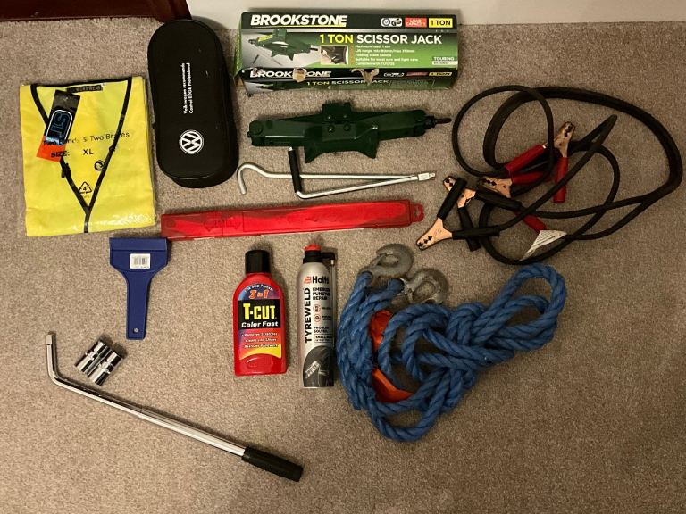 Car Emergency & Breakdown Kit – £25