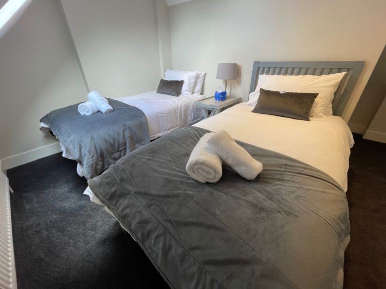 Double room, opposite Bexhill station 