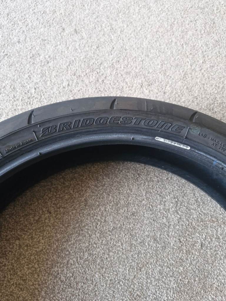 Bridgestone battlax rs11 tyres