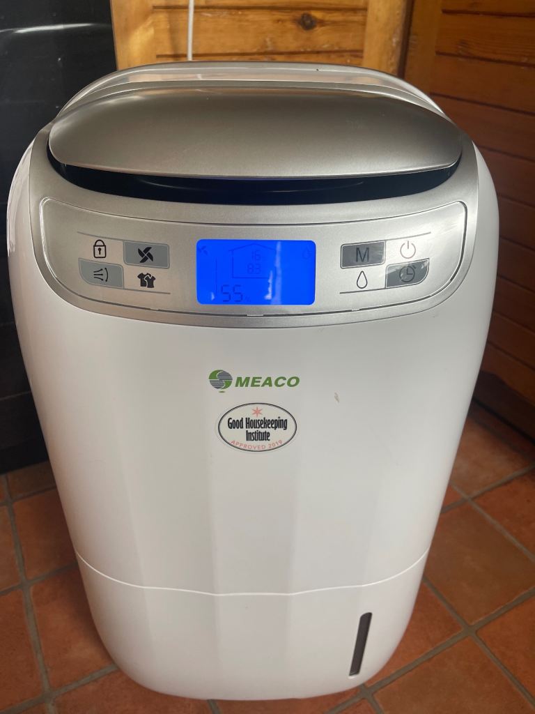 Meaco 25 Litre Dehumidifier (Spares or Repairs)