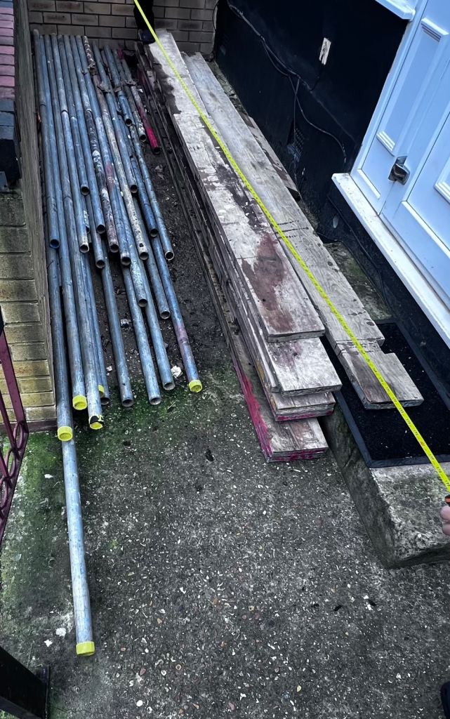 Scaffolding - Boards, Poles & Joints