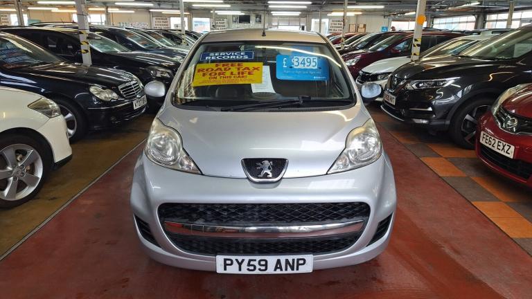 2009 Peugeot 107 1.0 Urban 5-Door From £2,695 + Retail Package HATCHBACK Petrol Manual