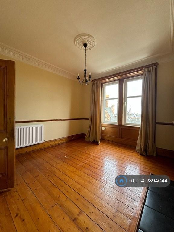 2 bedroom flat in Willowbrae Road, Edinburgh, EH8 (2 bed) (#2894044)