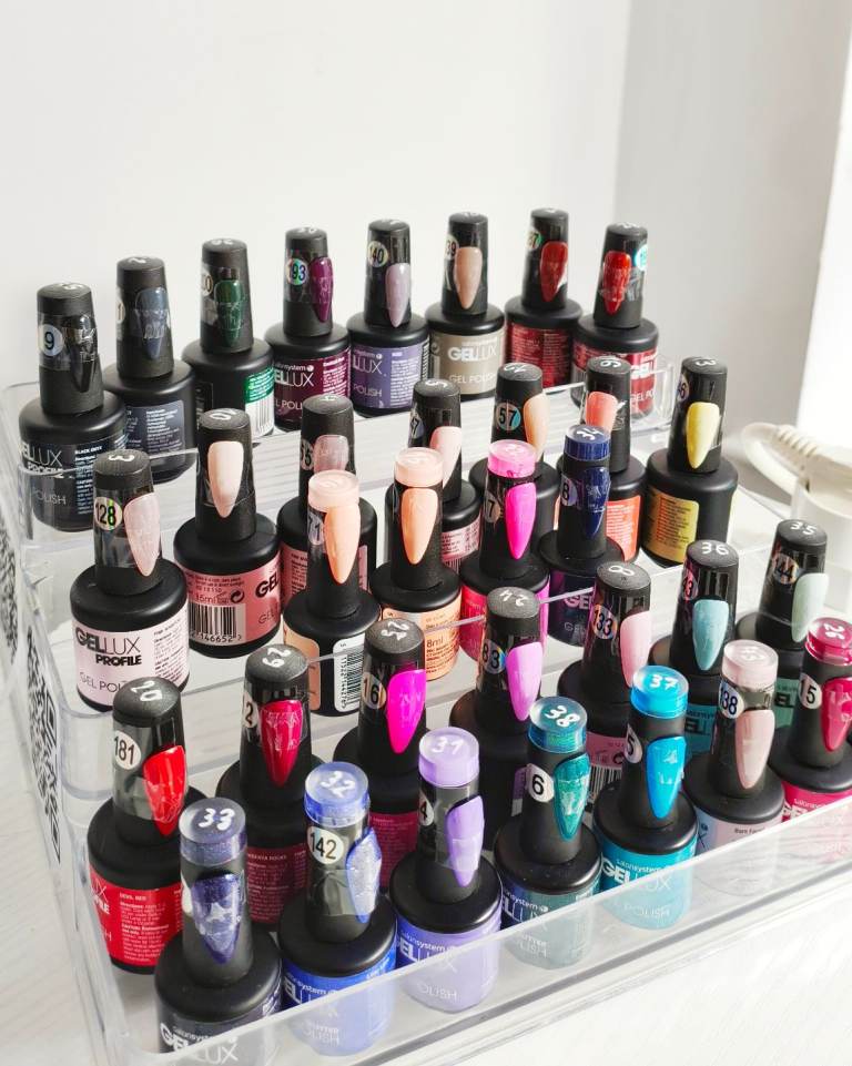 Professional Gellux Nail Bundle (34 Pieces) – £79