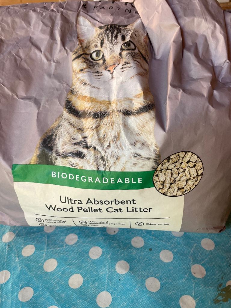 Free half bag of wood pulp cat litter