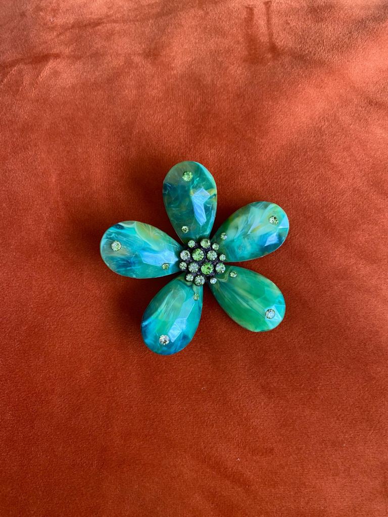 LARGE STATEMENT FLOWER BROOCH