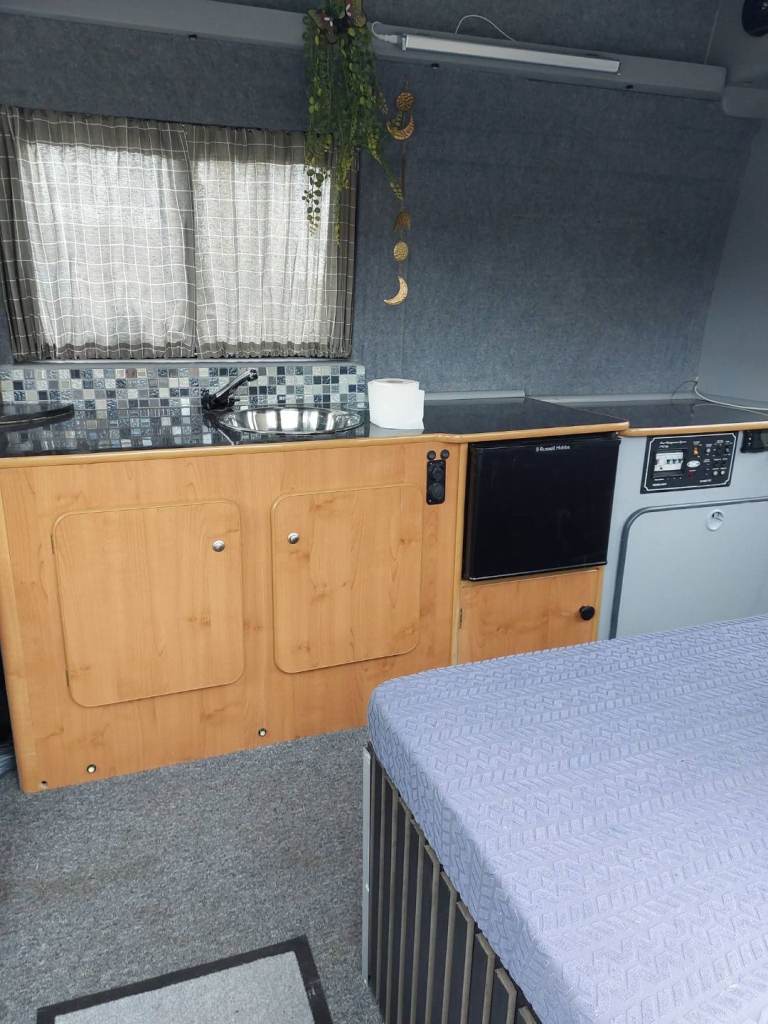 Renault traffic camper