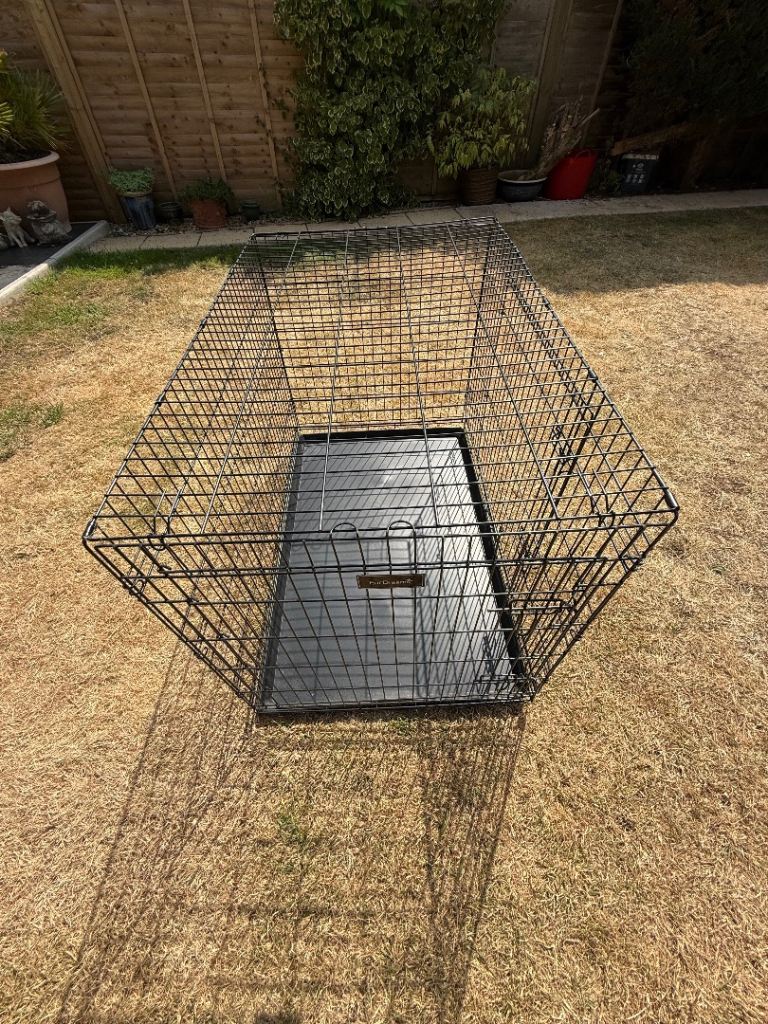 FurDreams Large Folding Metal Dog/Pet Crate