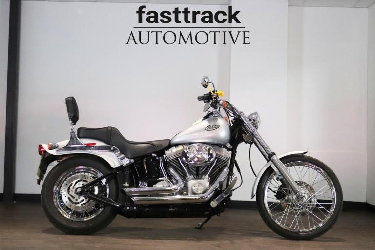 HARLEY DAVIDSON FXSTI SOFTAIL STANDARD 2005