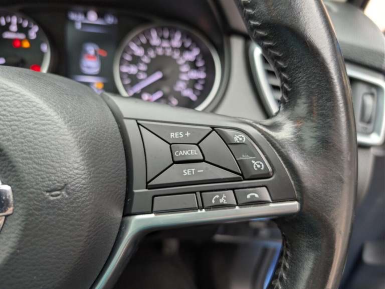 2017 Nissan Qashqai 1.2 DIG-T N-Connecta SUV 5dr Petrol Manual Euro 6 (s/s) (115 ps) REAR VIEW  H...