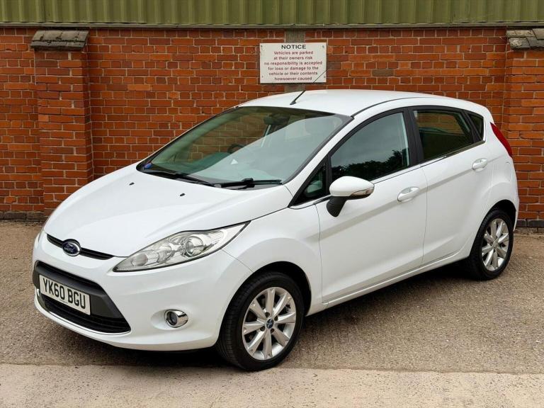 FORD FIESTA 1.25 Zetec 5dr 2011