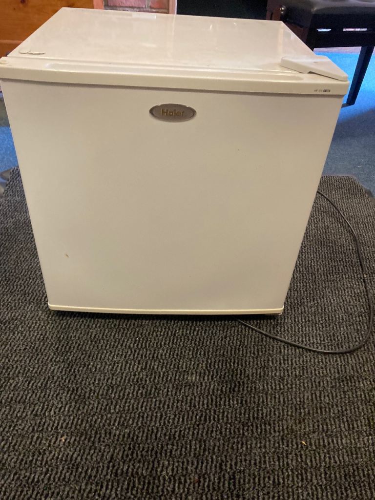 Haier HE50 Freestanding Freezer - White, Good Condition