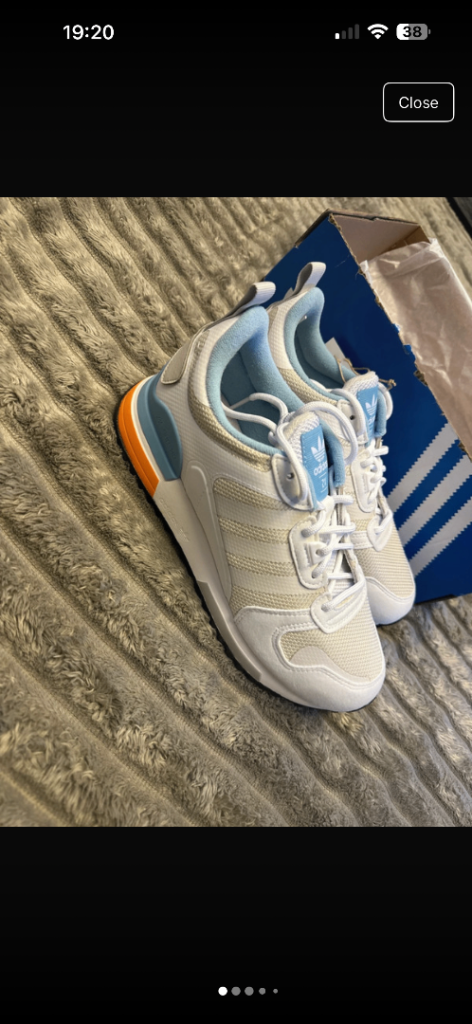 Adidas ZX 700
